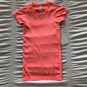 NWT neon coral Lululemon swiftly tech short sleeve
